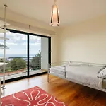 アパート Amazing 3 Bedroom *