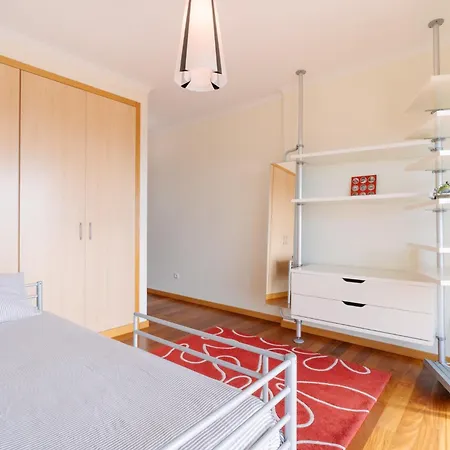公寓 Amazing 3 Bedroom 蓬他达维托亚