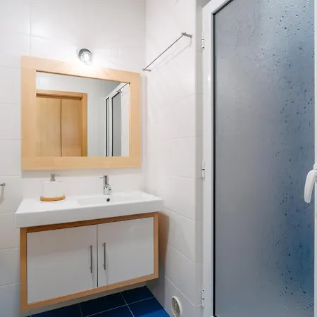 Amazing 3 Bedroom Lägenhet *