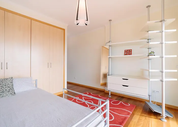 公寓 Amazing 3 Bedroom 蓬他达维托亚