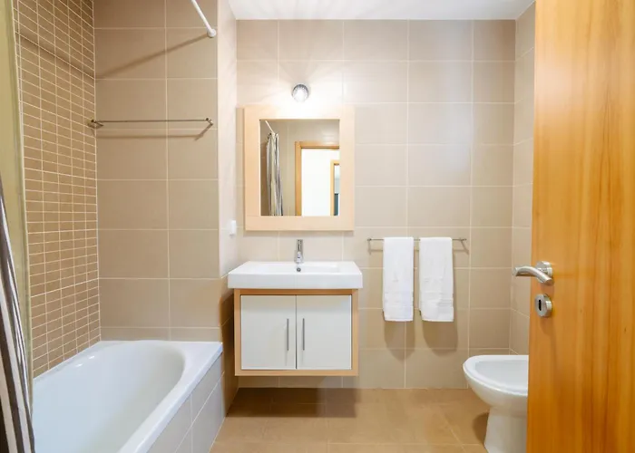 Amazing 3 Bedroom 公寓